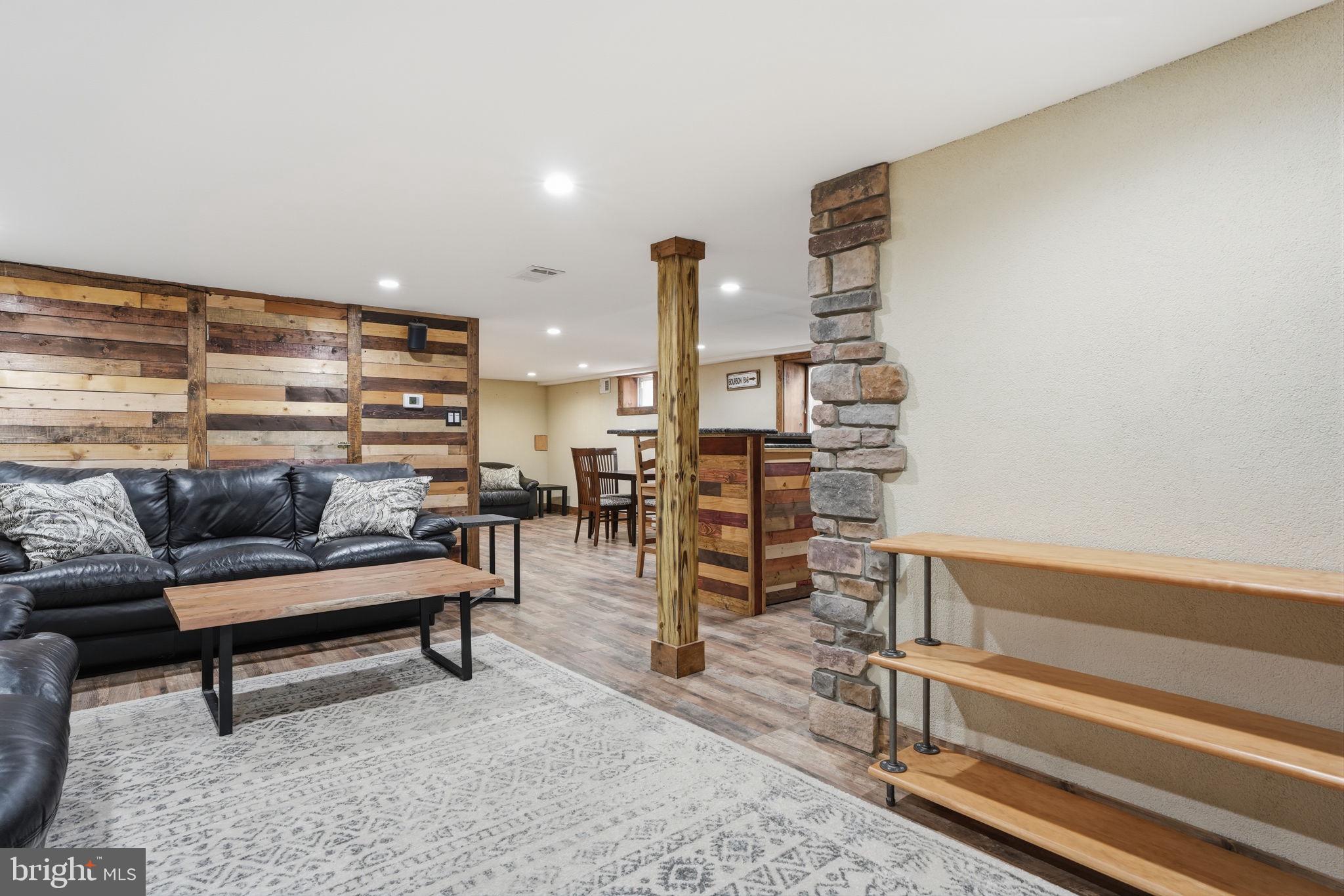 CAPITOL VIEW - Residential