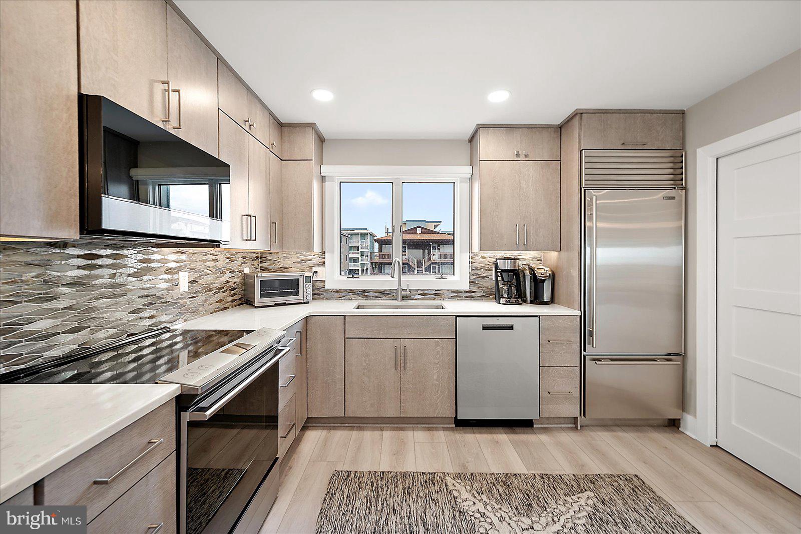 ASPEN EAST - Residential