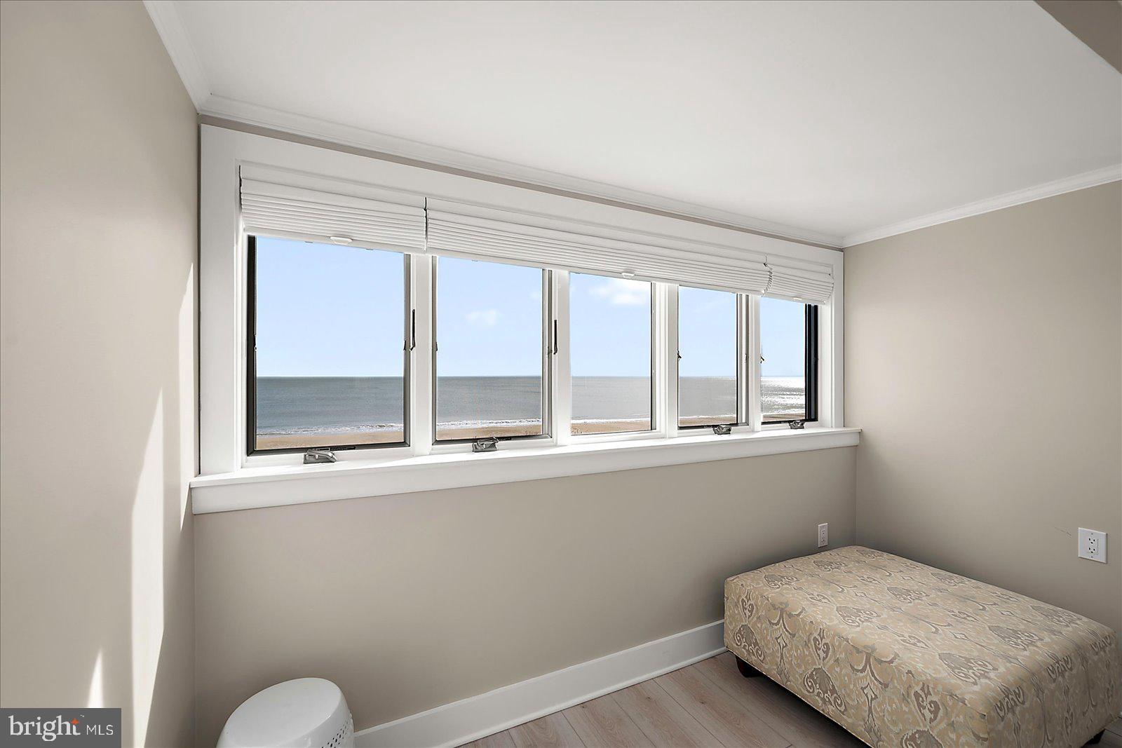 ASPEN EAST - Residential