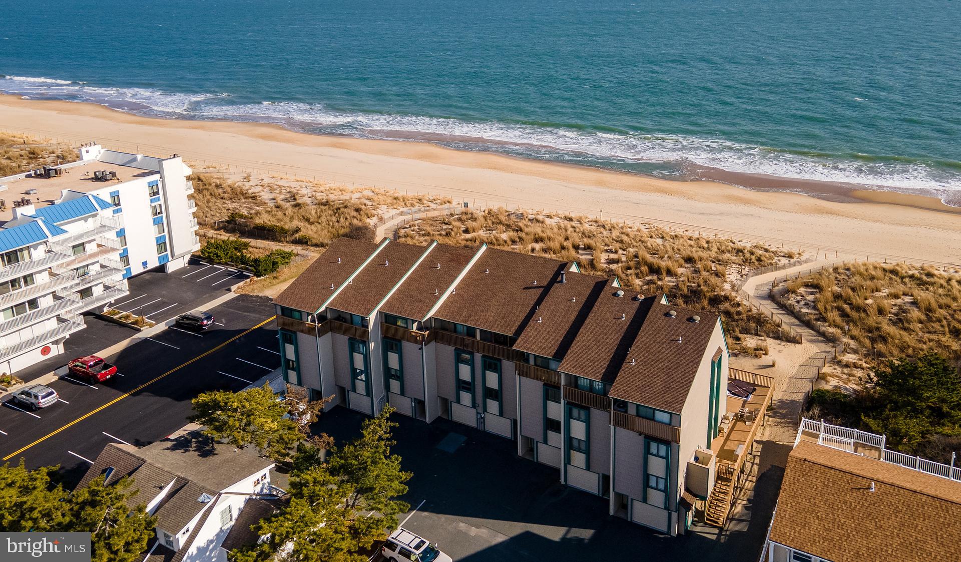 ASPEN EAST - Residential