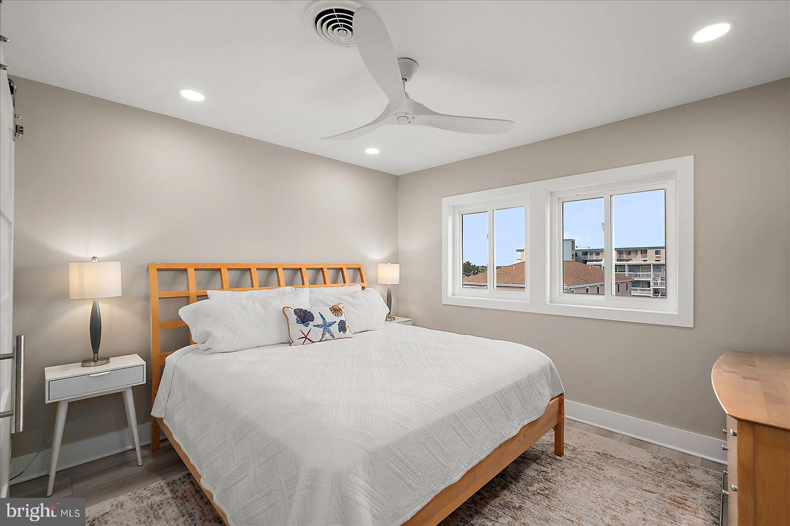 ASPEN EAST - Residential