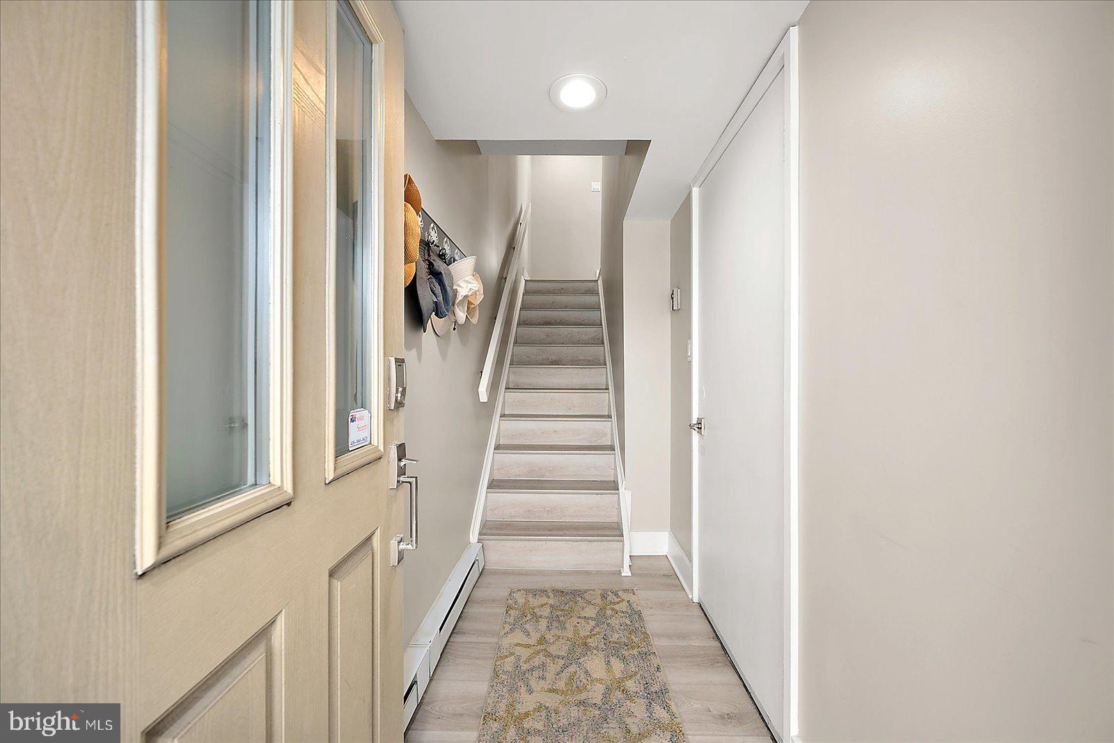 ASPEN EAST - Residential