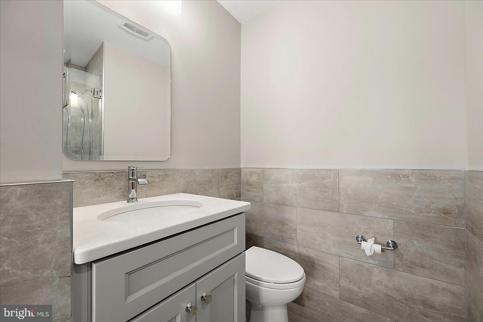 ASPEN EAST - Residential