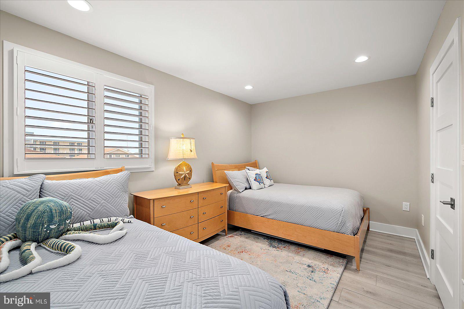 ASPEN EAST - Residential