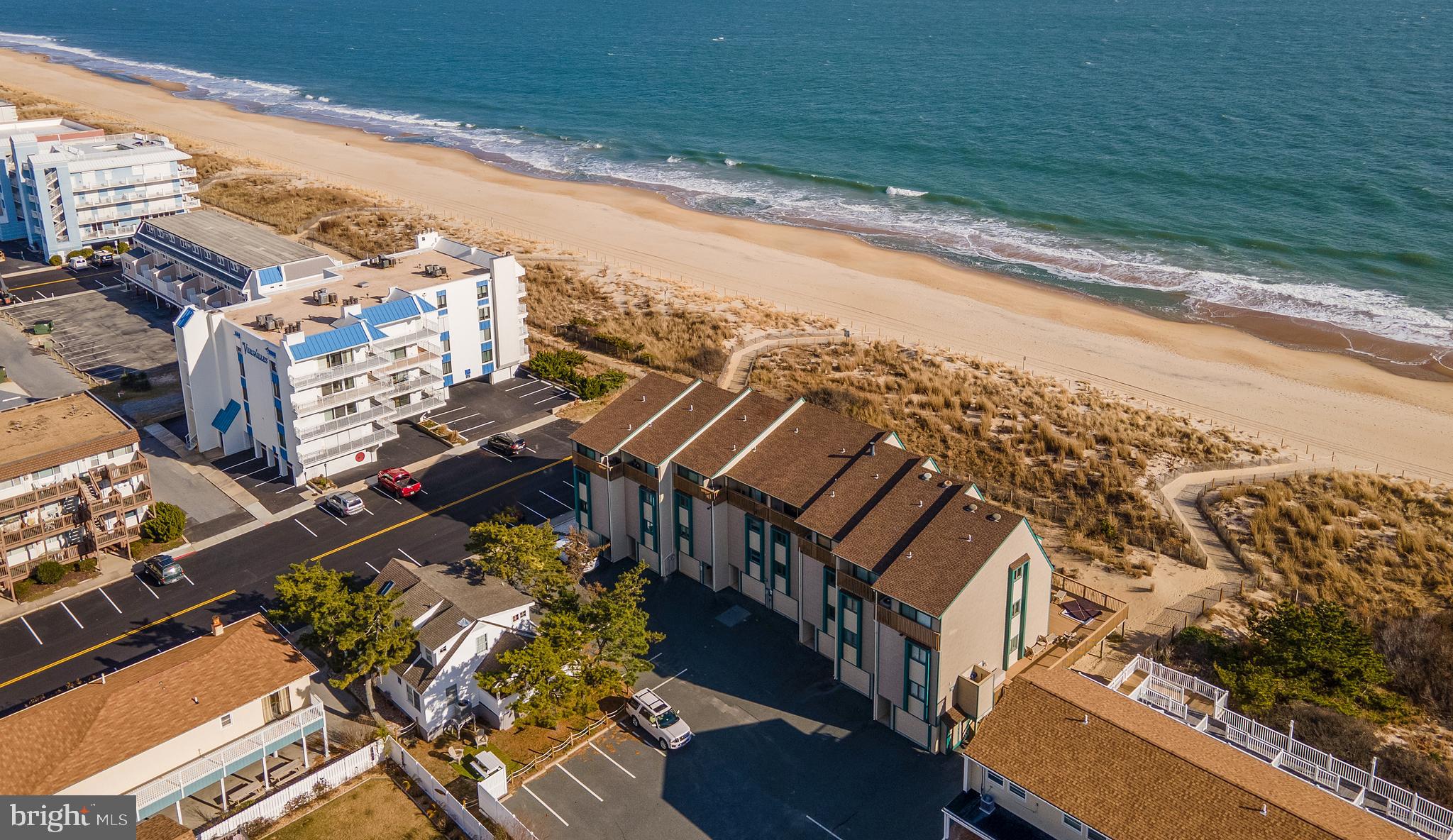 ASPEN EAST - Residential