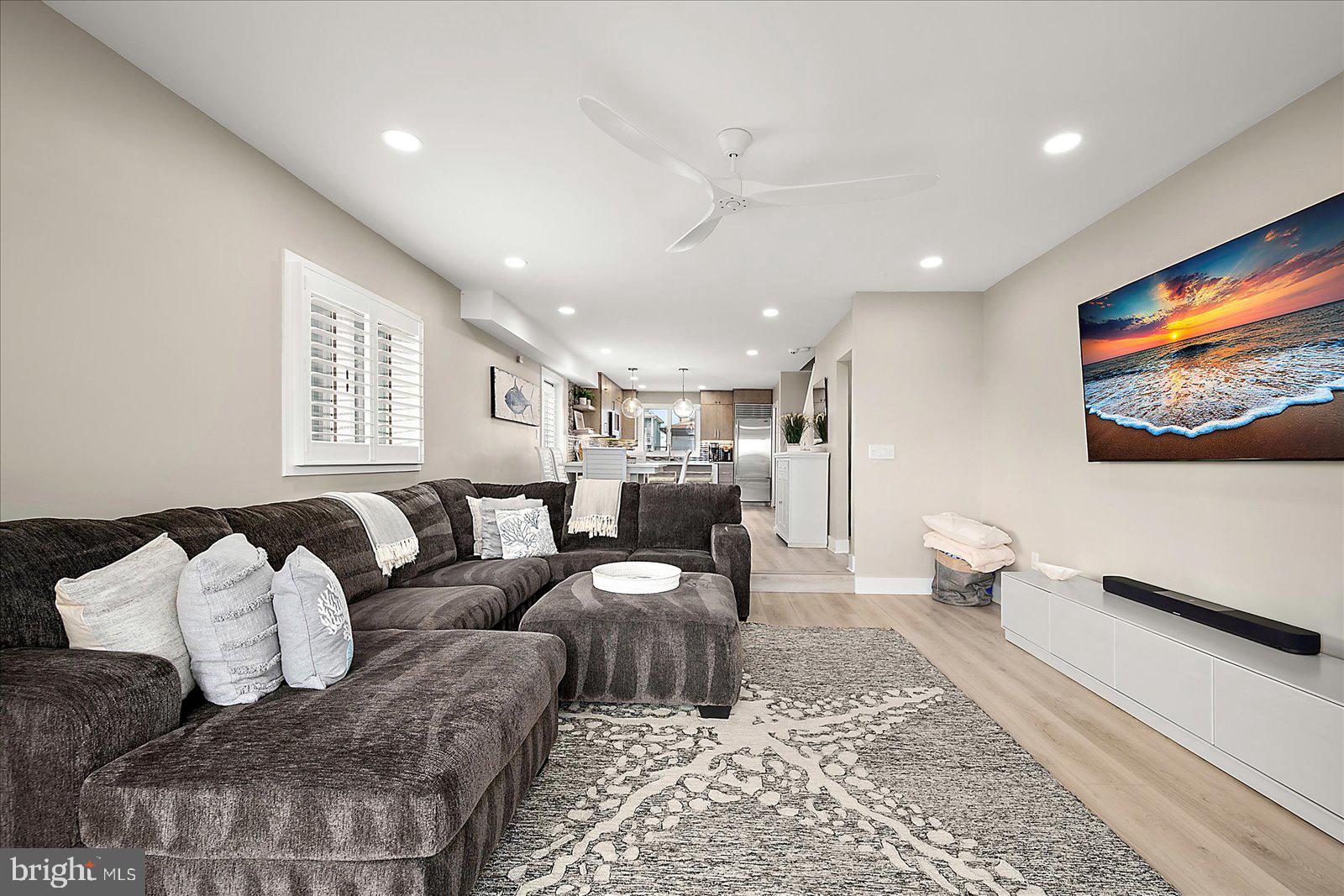 ASPEN EAST - Residential