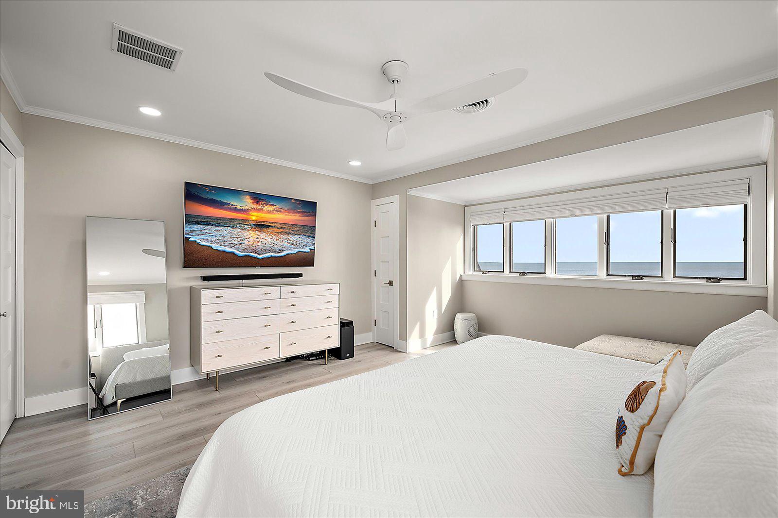 ASPEN EAST - Residential