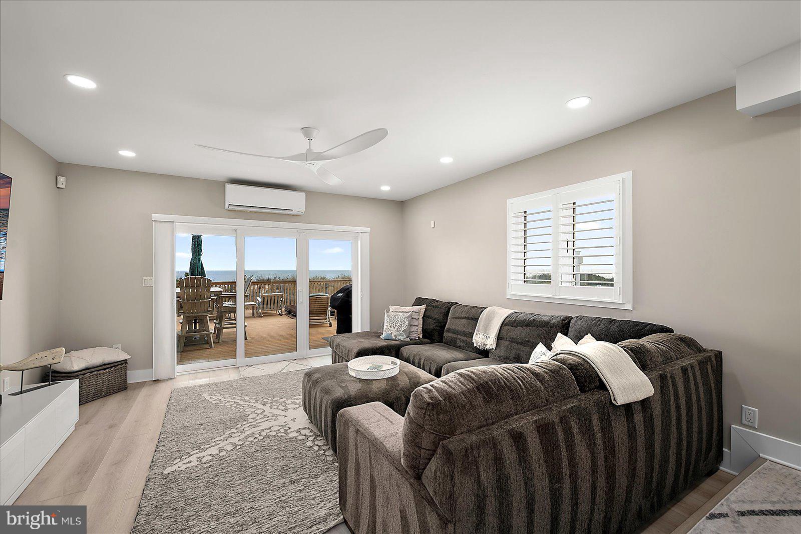 ASPEN EAST - Residential