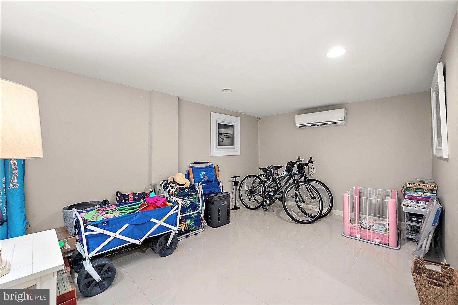 ASPEN EAST - Residential