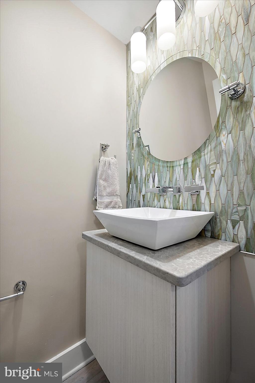 ASPEN EAST - Residential