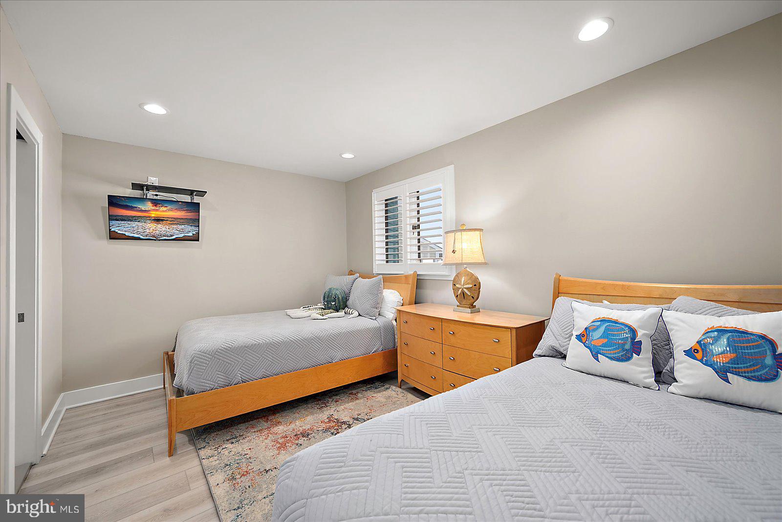 ASPEN EAST - Residential