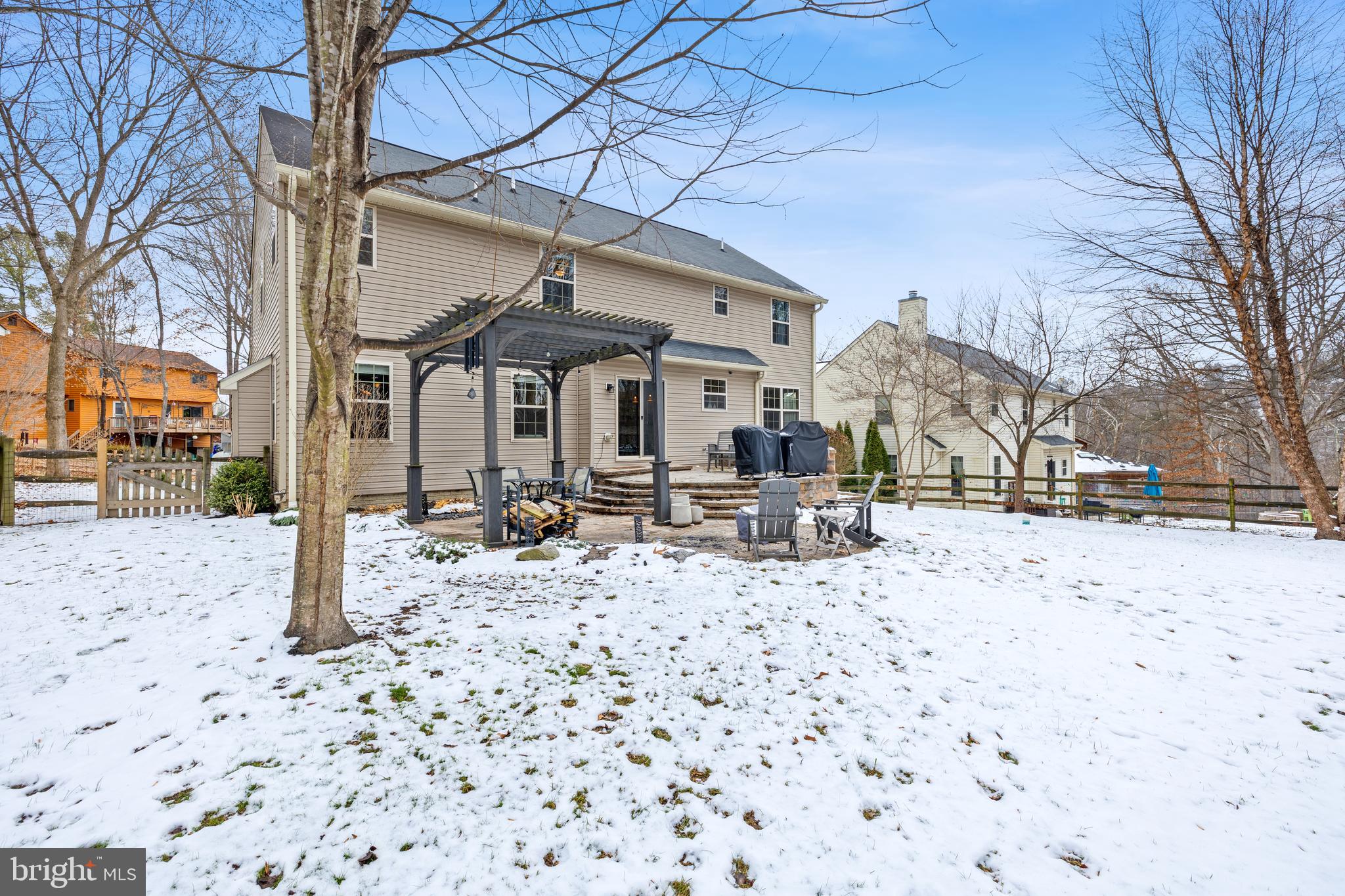 THE MEADOWS - Residential