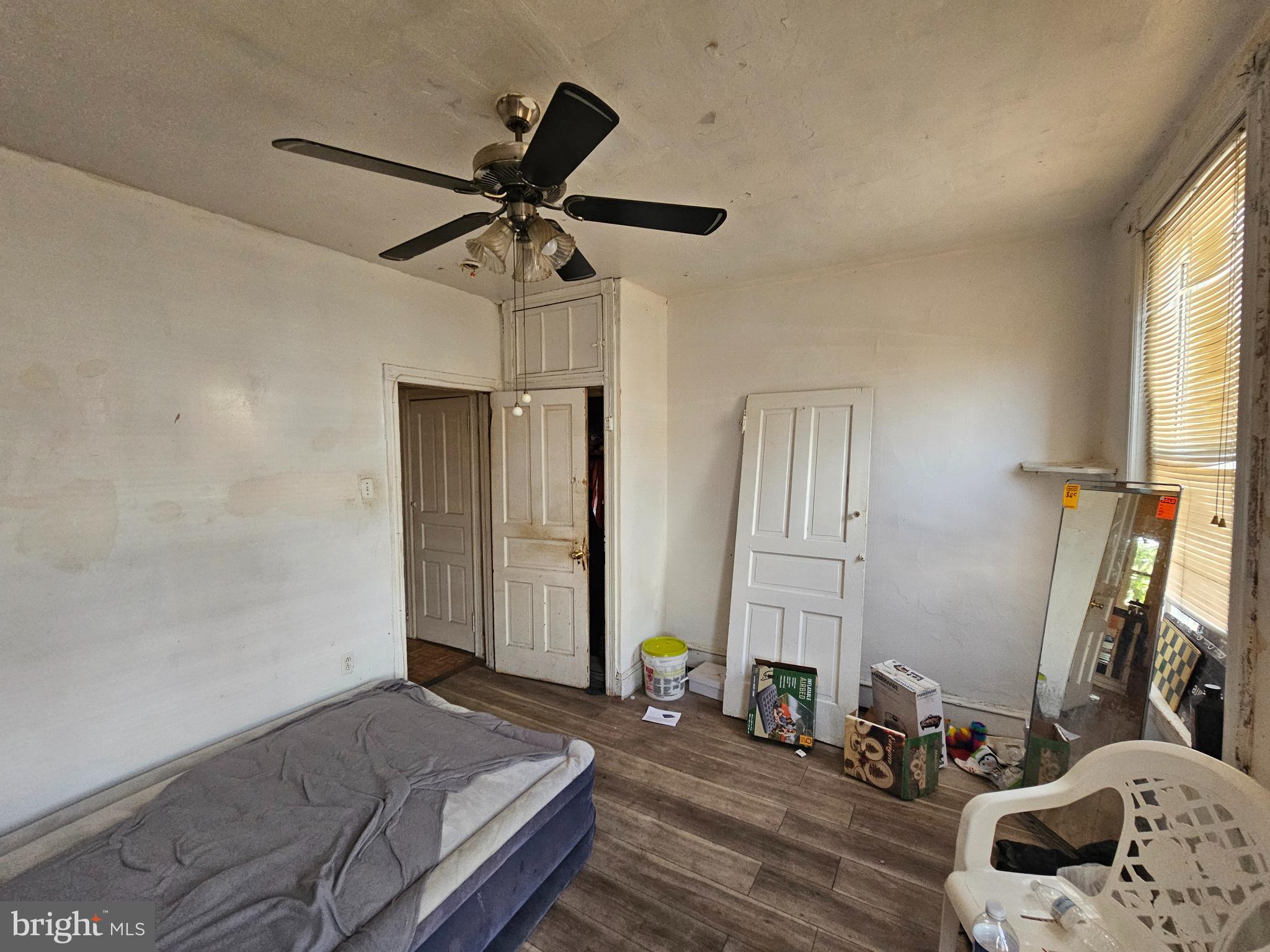 MILL CREEK - Residential