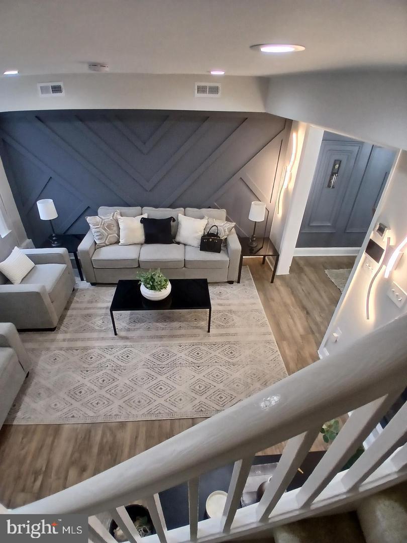 BELAIR-EDISON - Residential Lease