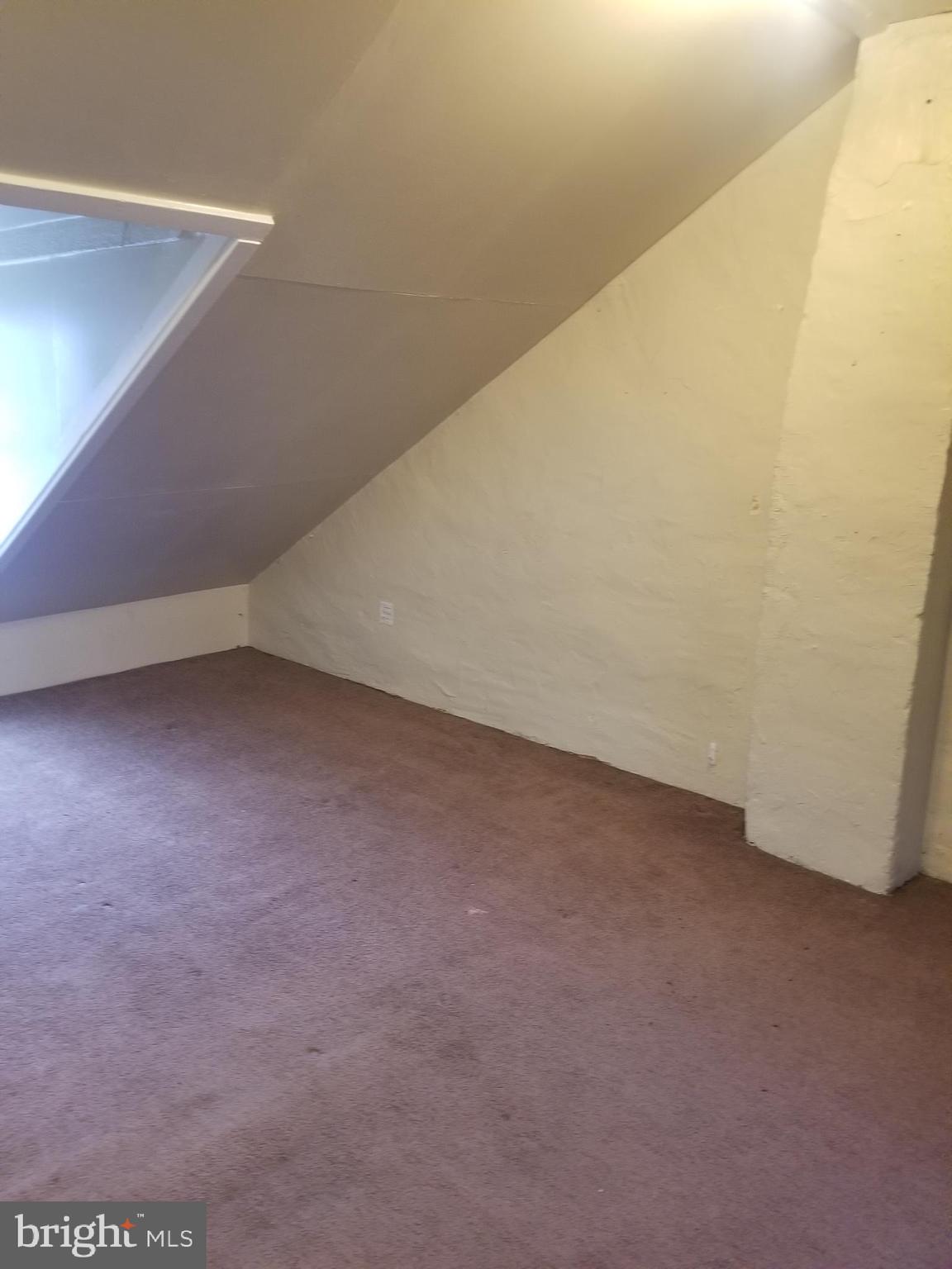 NORTHEAST READING - Residential Lease