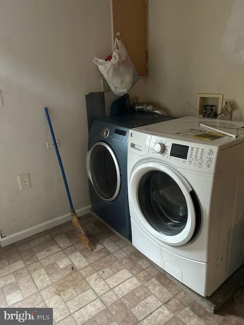 CALVERTON - Residential