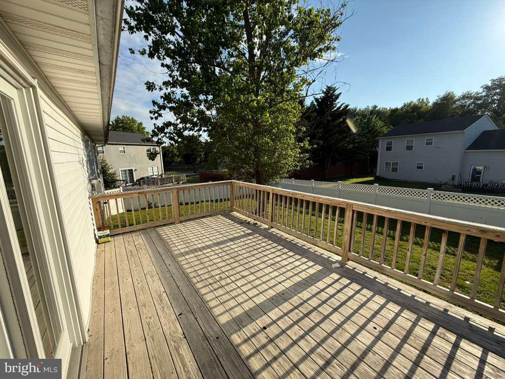 WAYLANDS - Residential