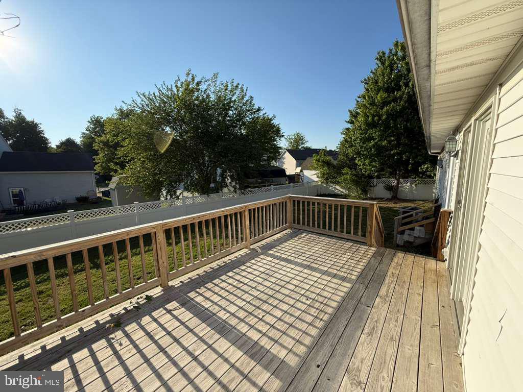WAYLANDS - Residential