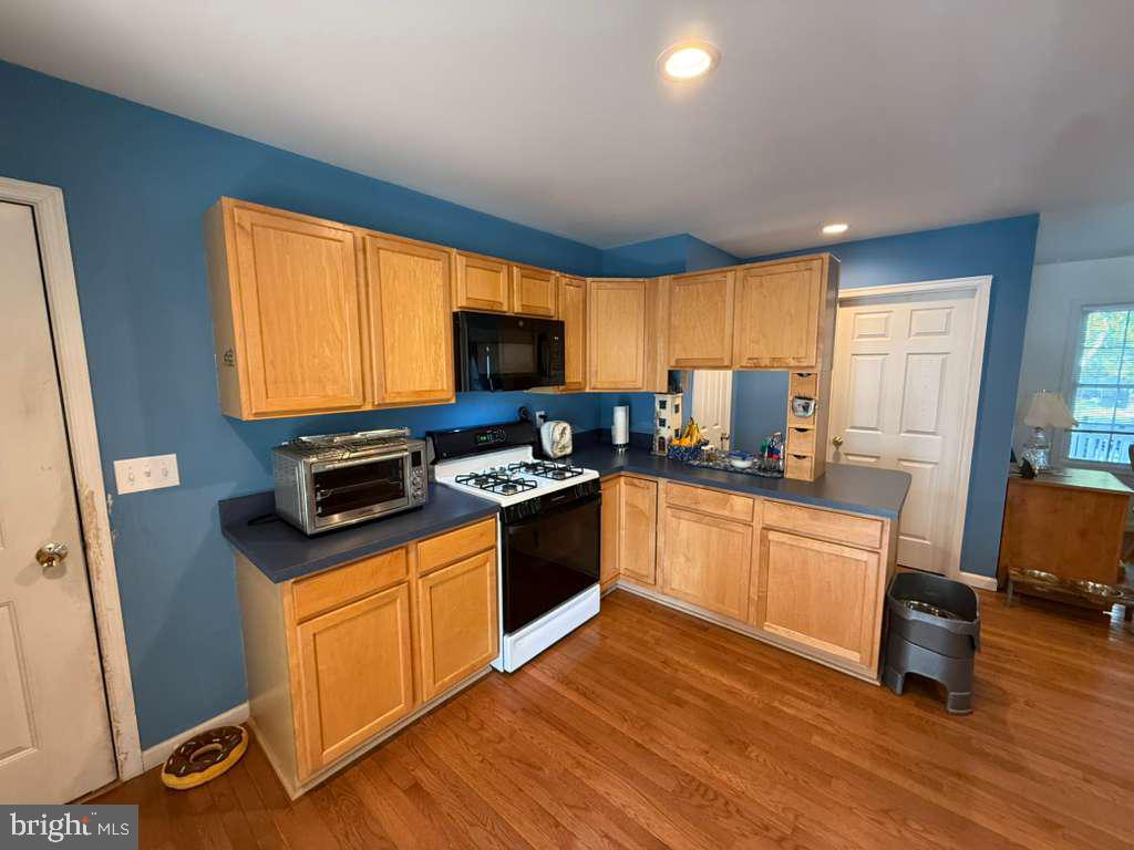 WAYLANDS - Residential