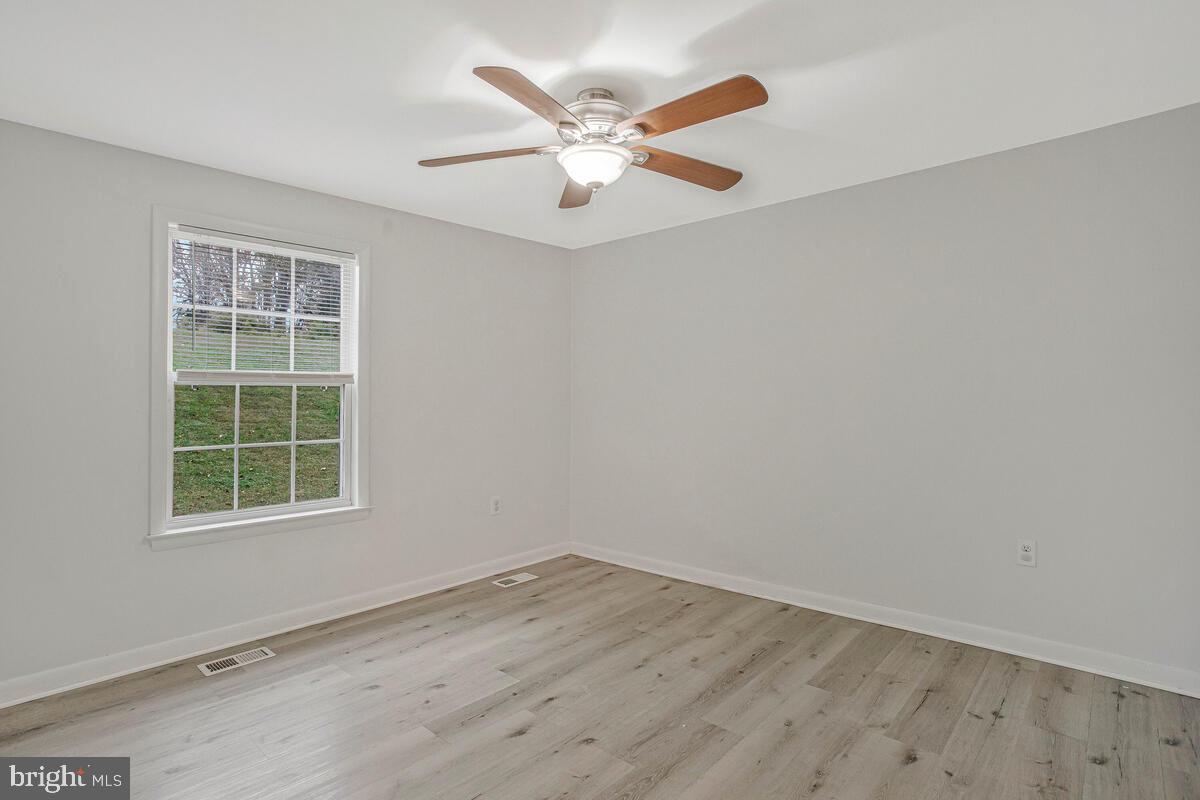 THE HIGHLANDS - Residential Lease