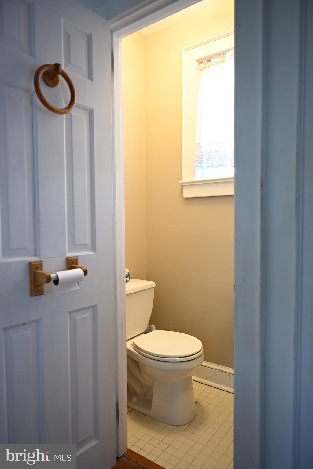 NORRISTOWN - Residential