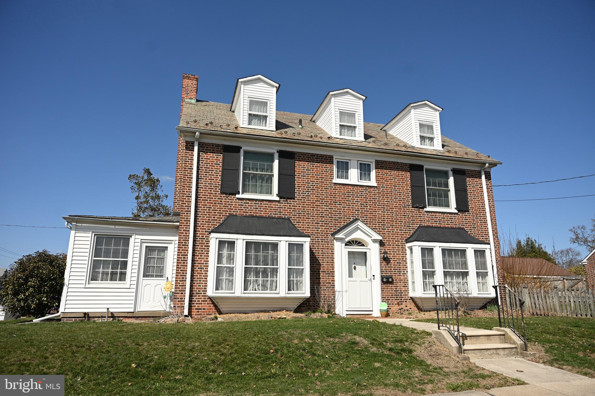 NORRISTOWN - Residential