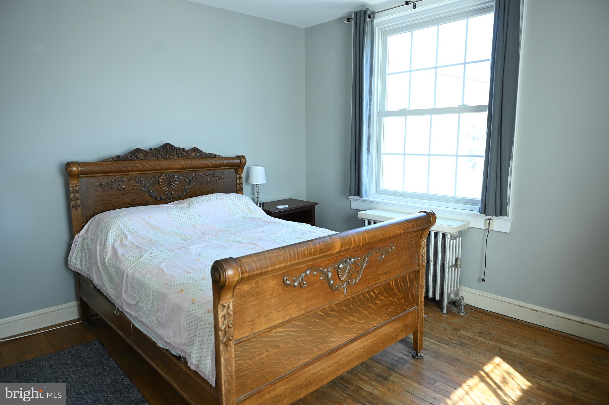 NORRISTOWN - Residential