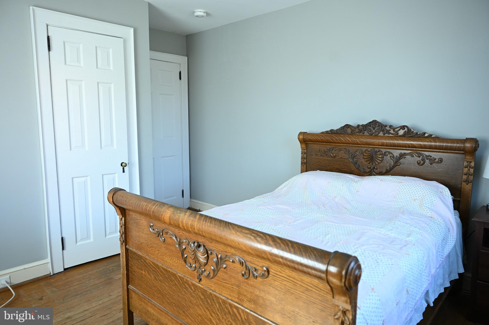 NORRISTOWN - Residential