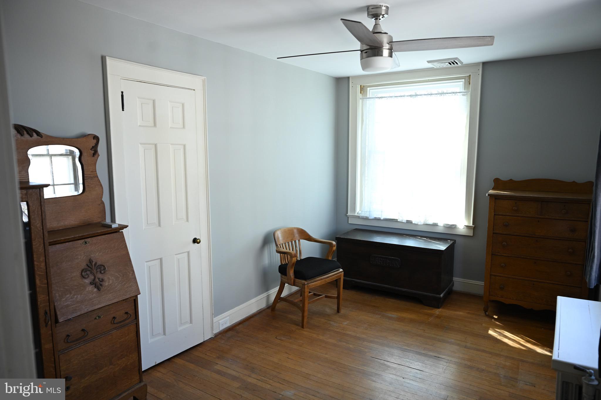 NORRISTOWN - Residential