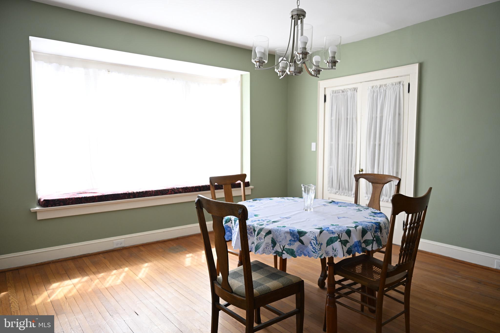 NORRISTOWN - Residential