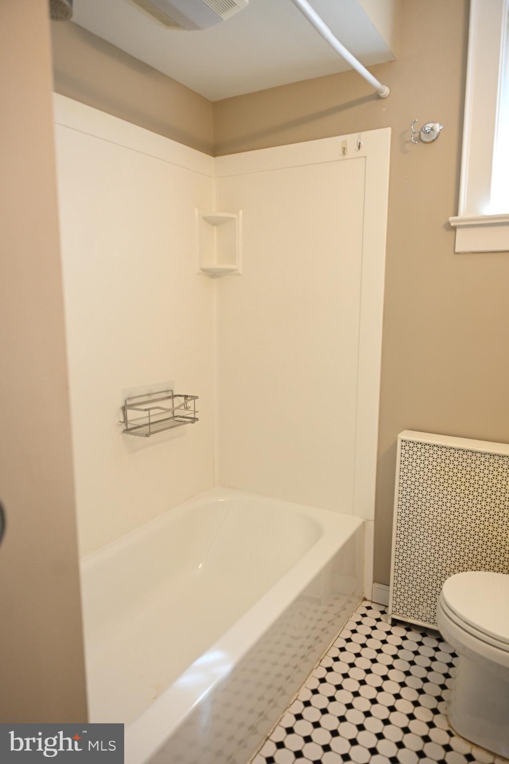 NORRISTOWN - Residential