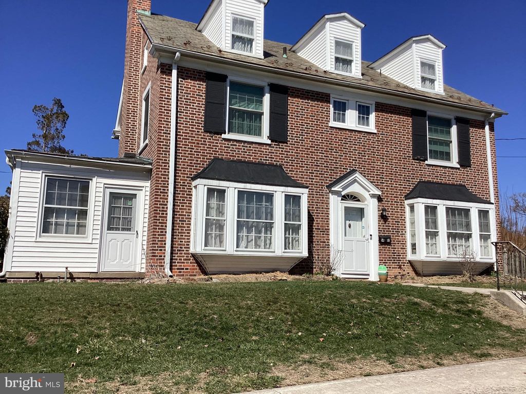 Photo of 1401 Pine Street, NORRISTOWN, PA 19401 (MLS # PAMC2167736)