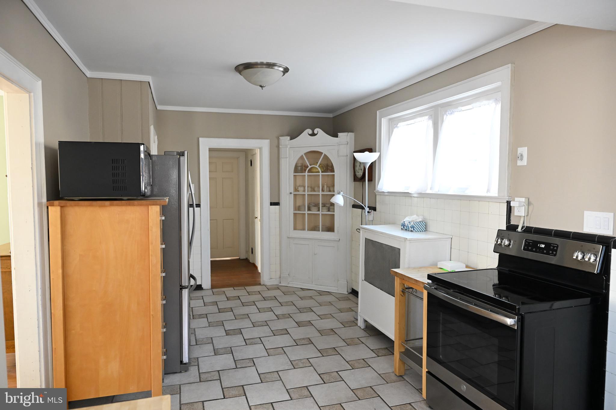 NORRISTOWN - Residential