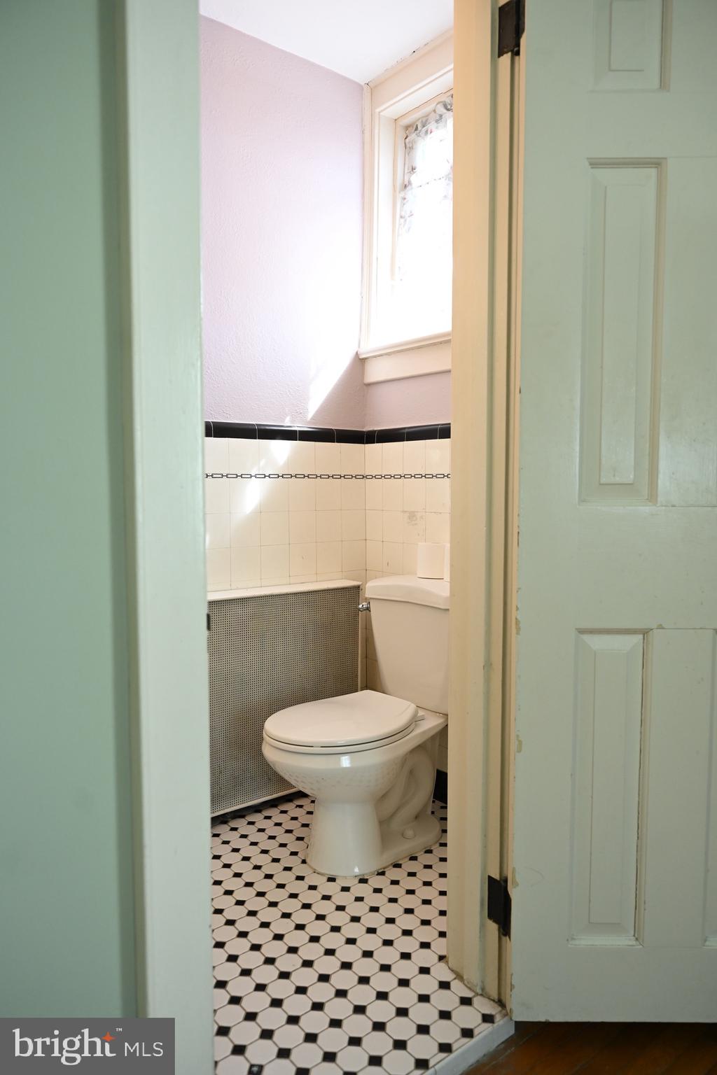 NORRISTOWN - Residential