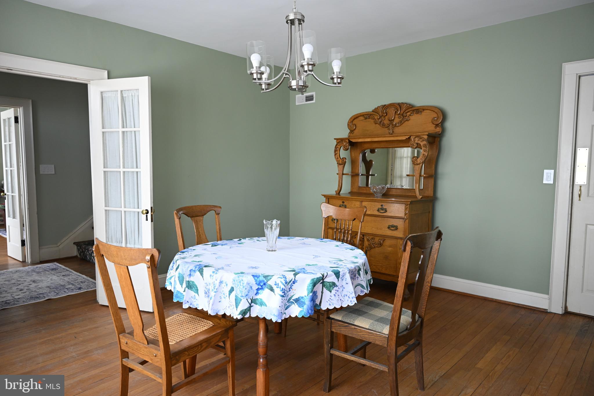 NORRISTOWN - Residential