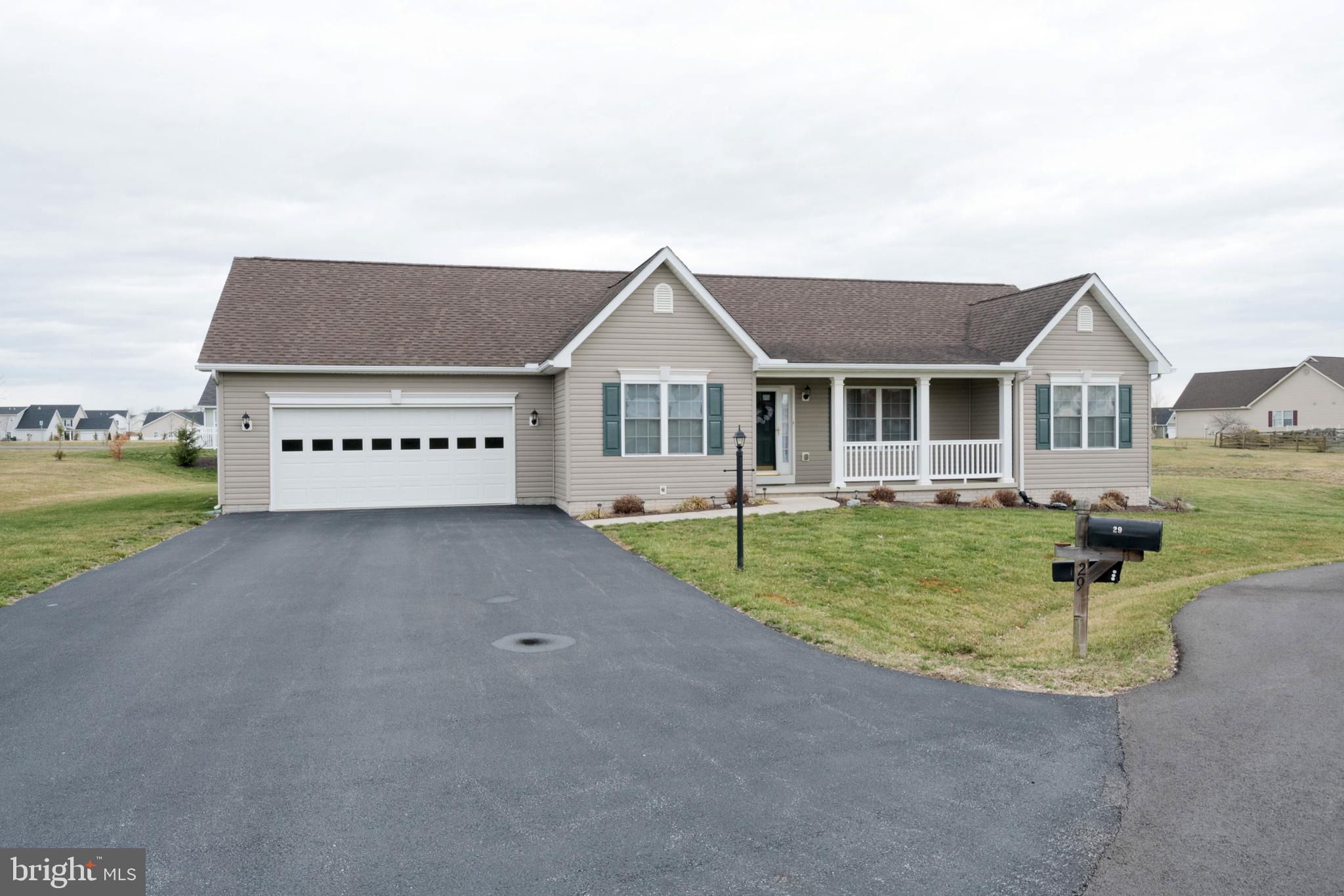 BRIDLE CREEK - Residential