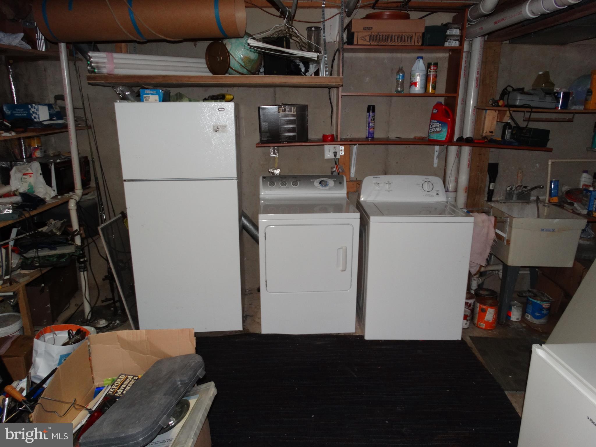 ASHBURN VILLAGE - Residential