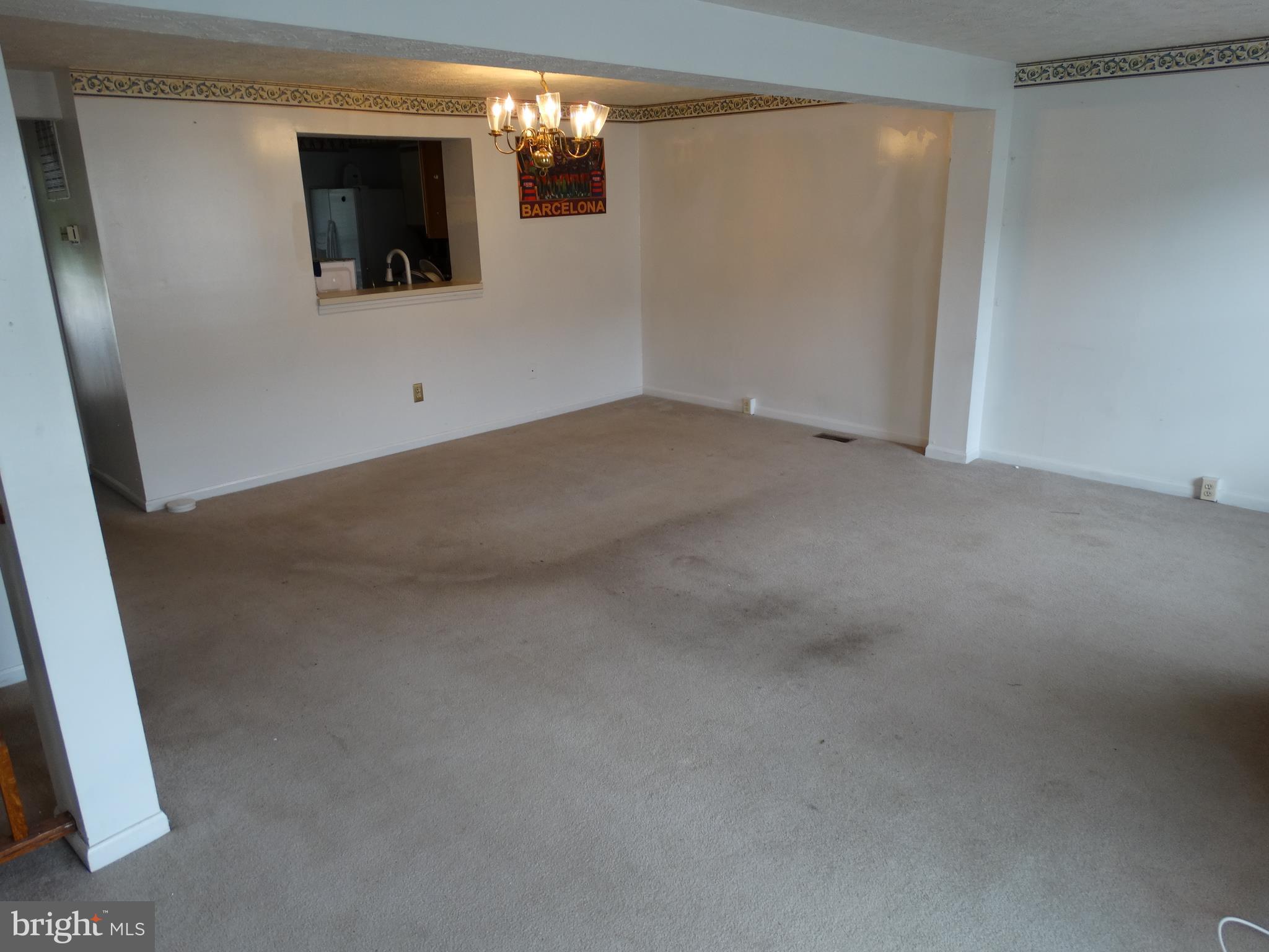 ASHBURN VILLAGE - Residential