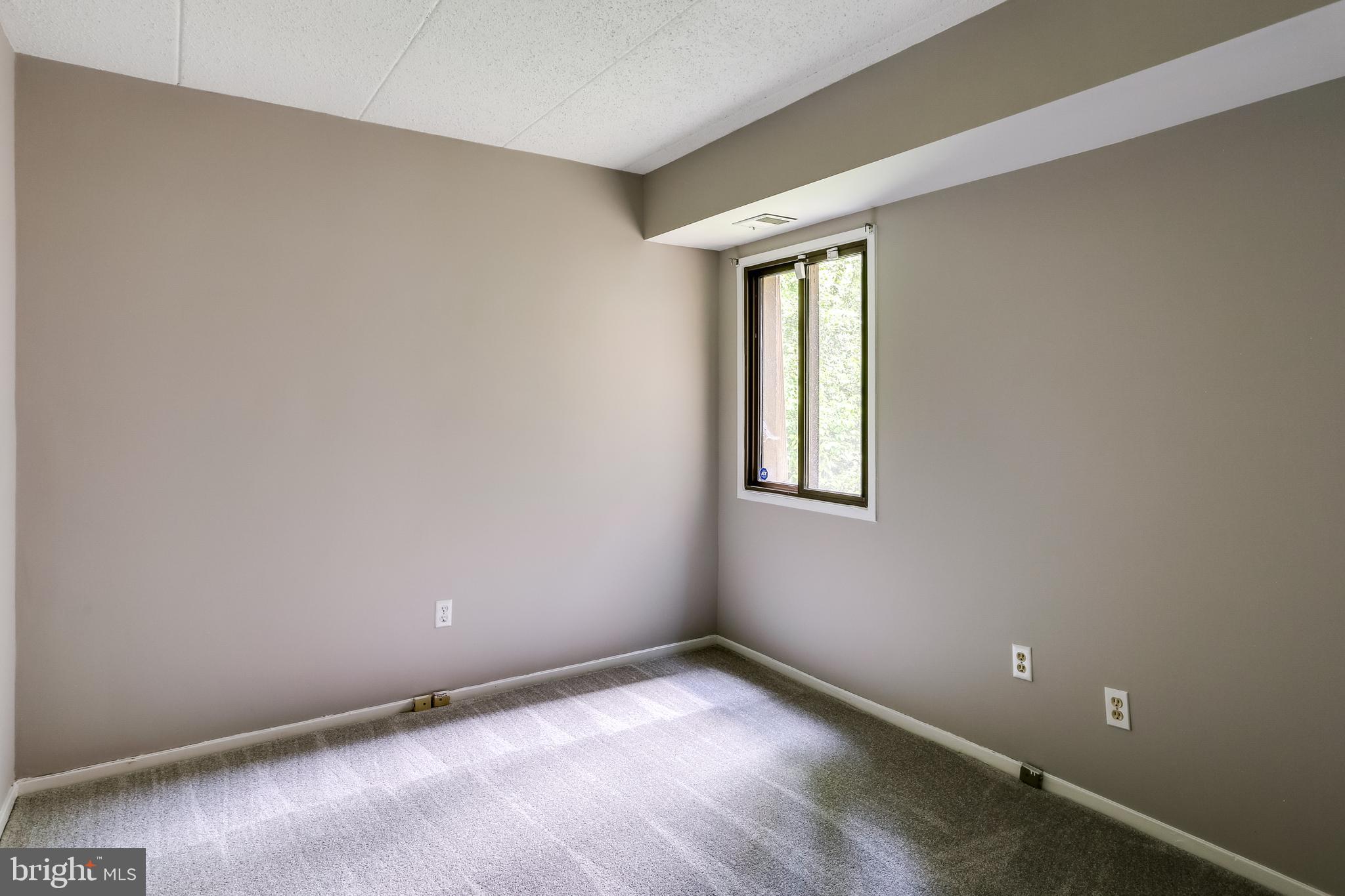 DEERING WOODS - Residential