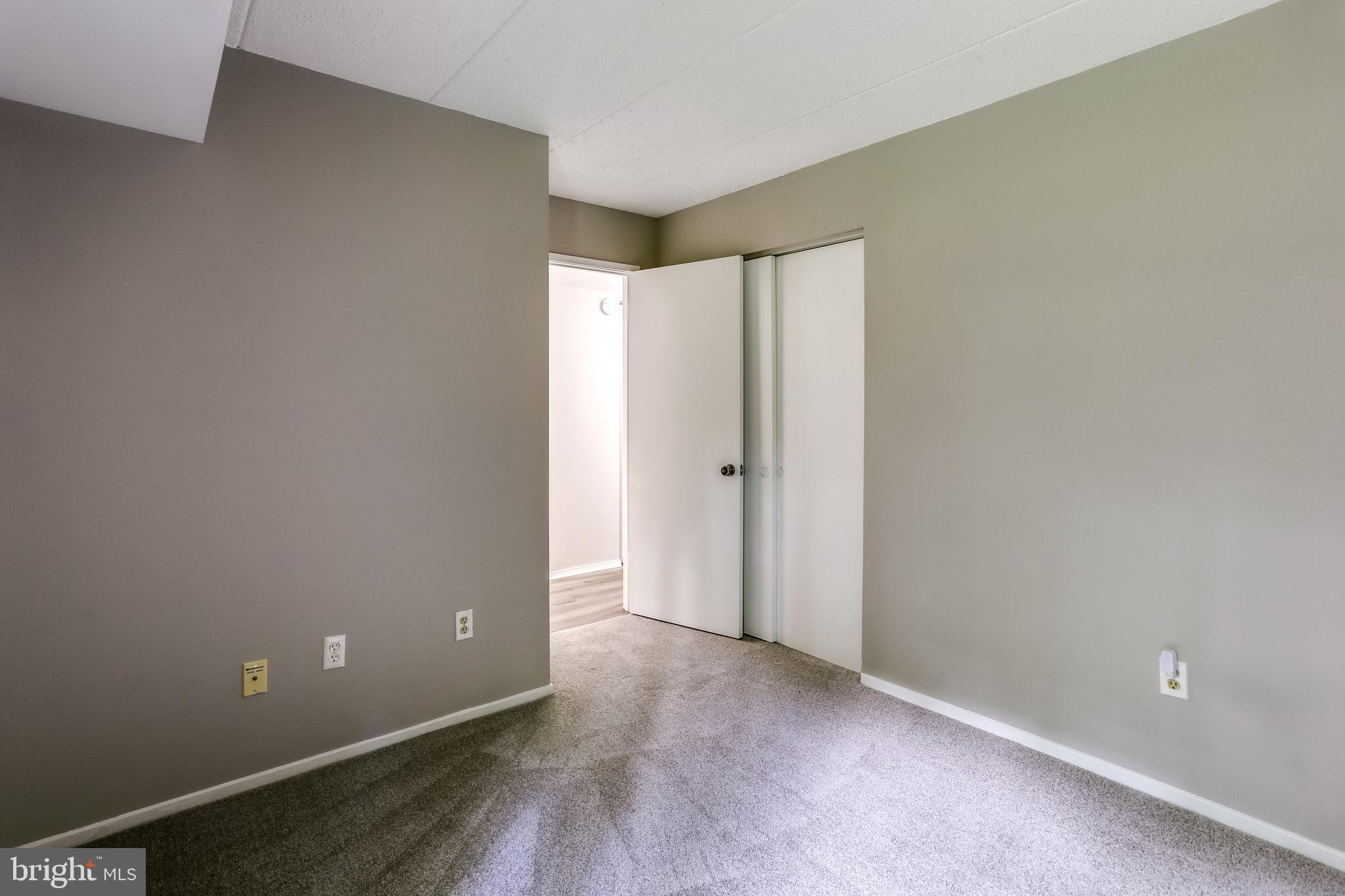 DEERING WOODS - Residential