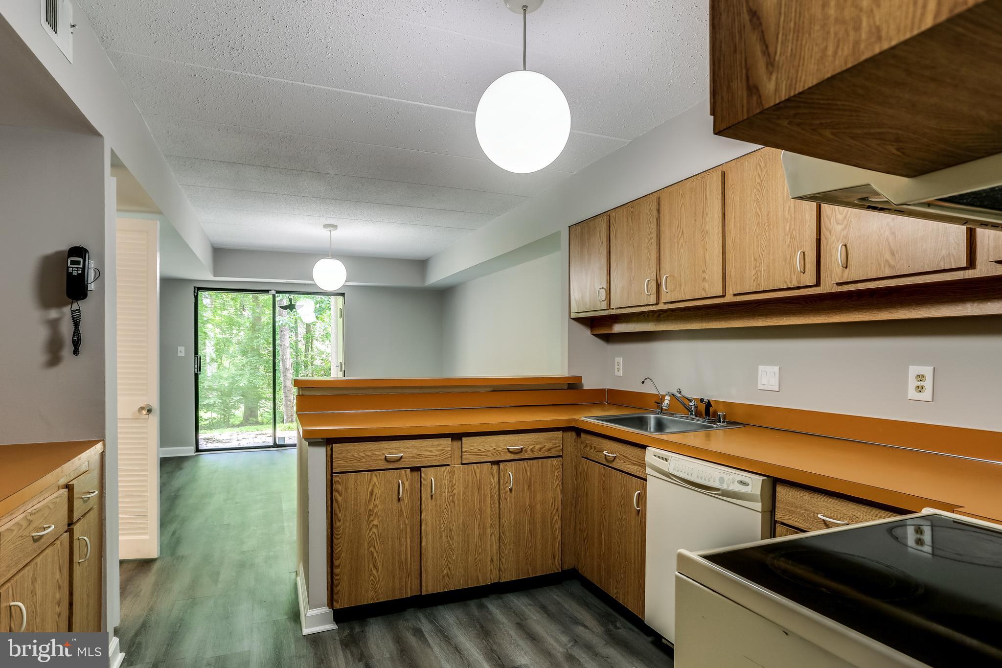 DEERING WOODS - Residential