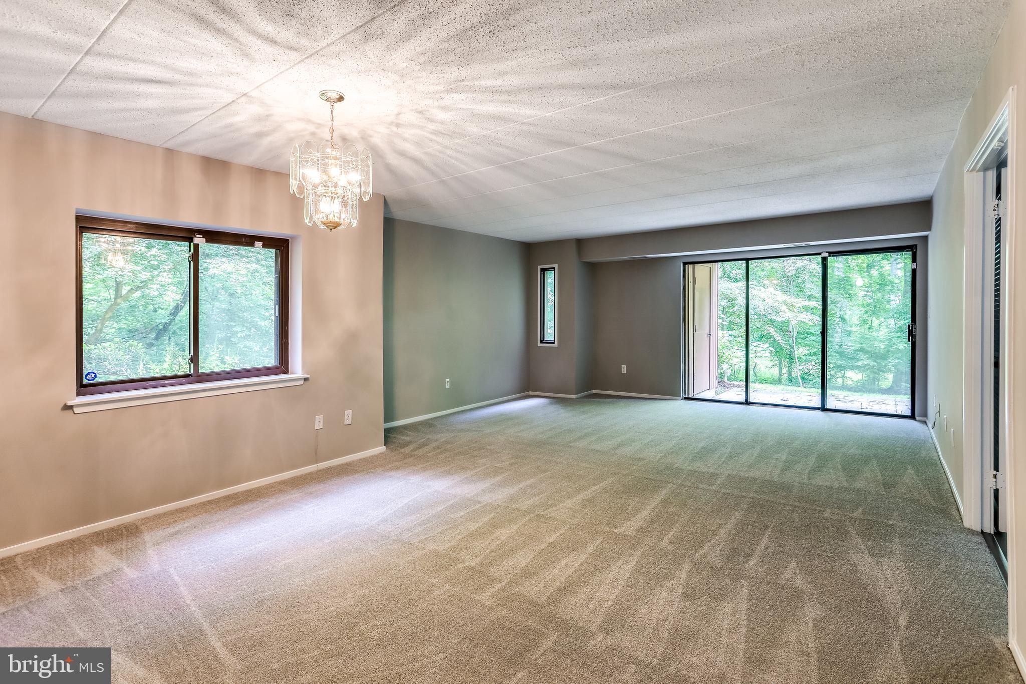 DEERING WOODS - Residential