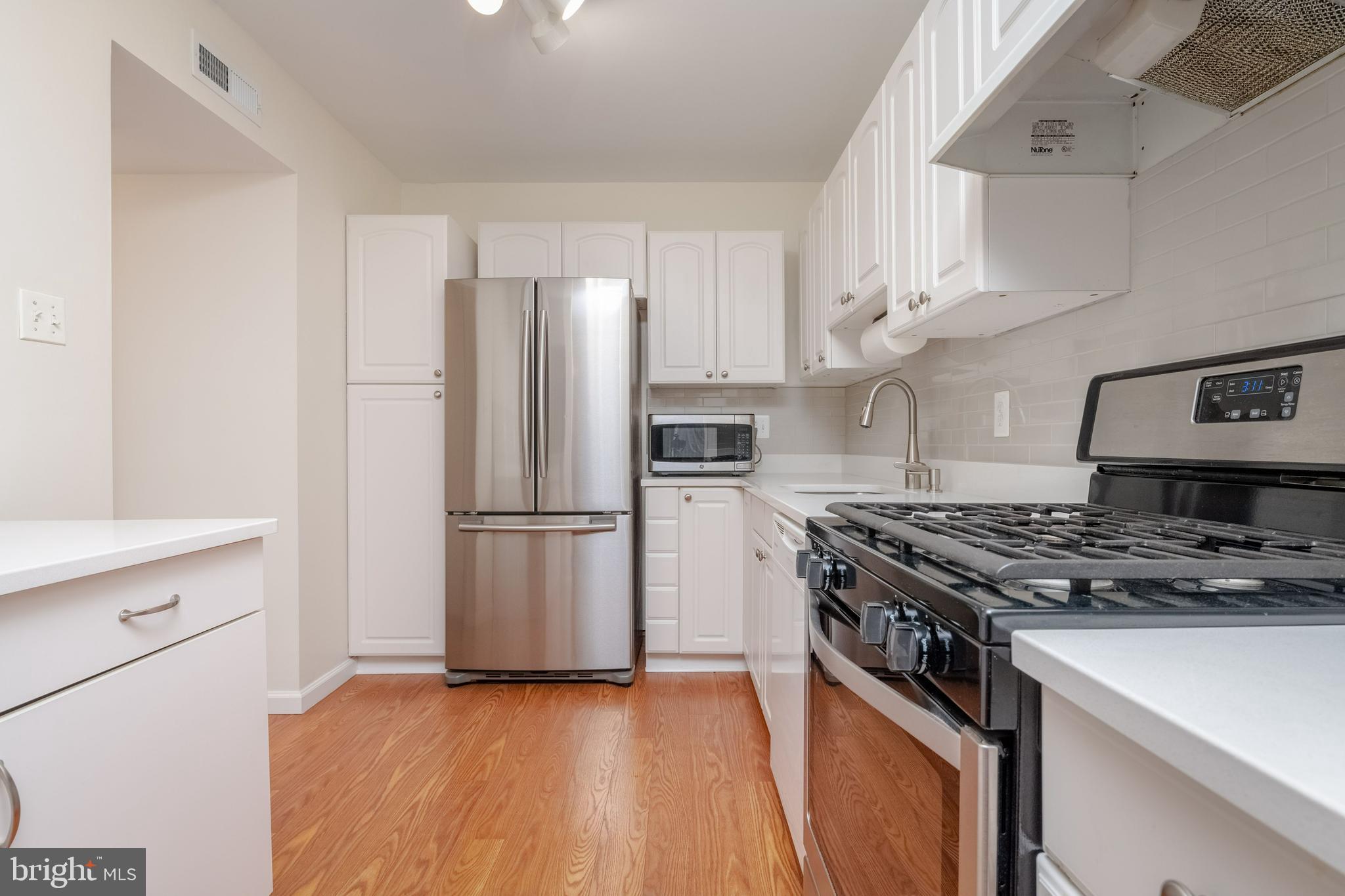 CINNAMON TREE - Residential