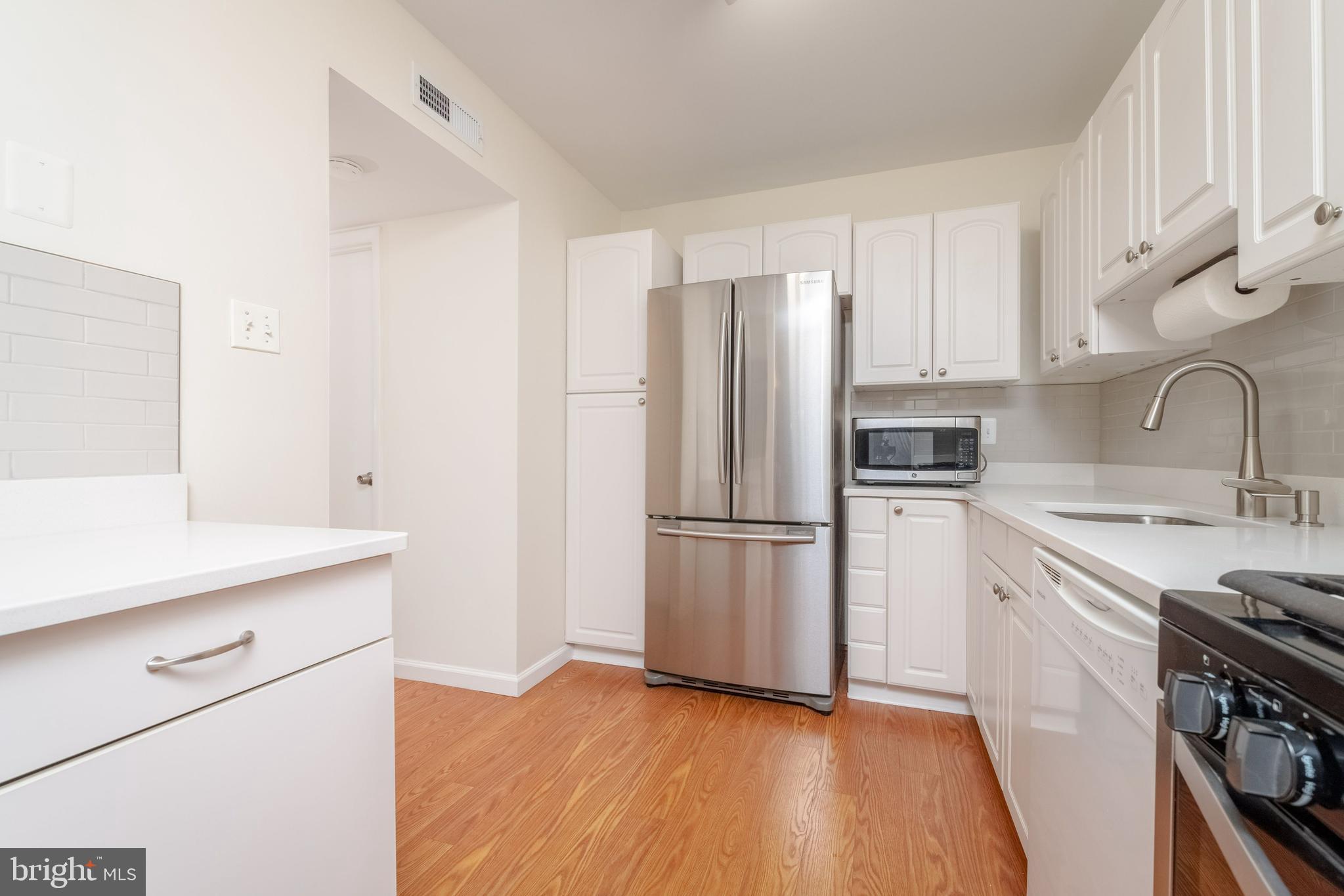 CINNAMON TREE - Residential