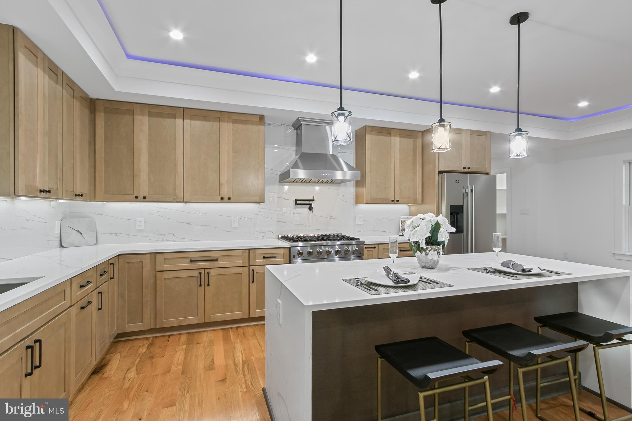 KENSINGTON - Residential