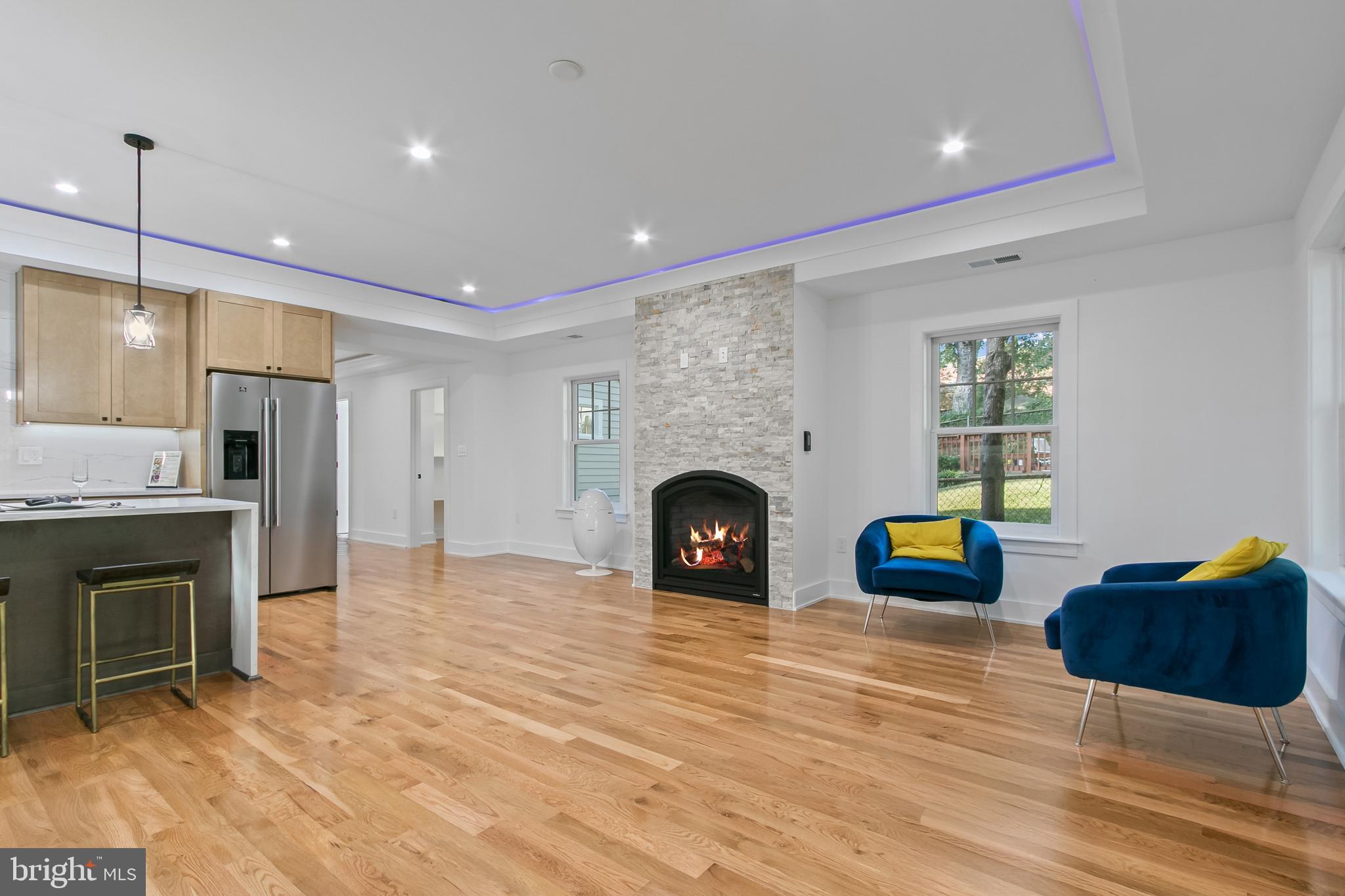 KENSINGTON - Residential