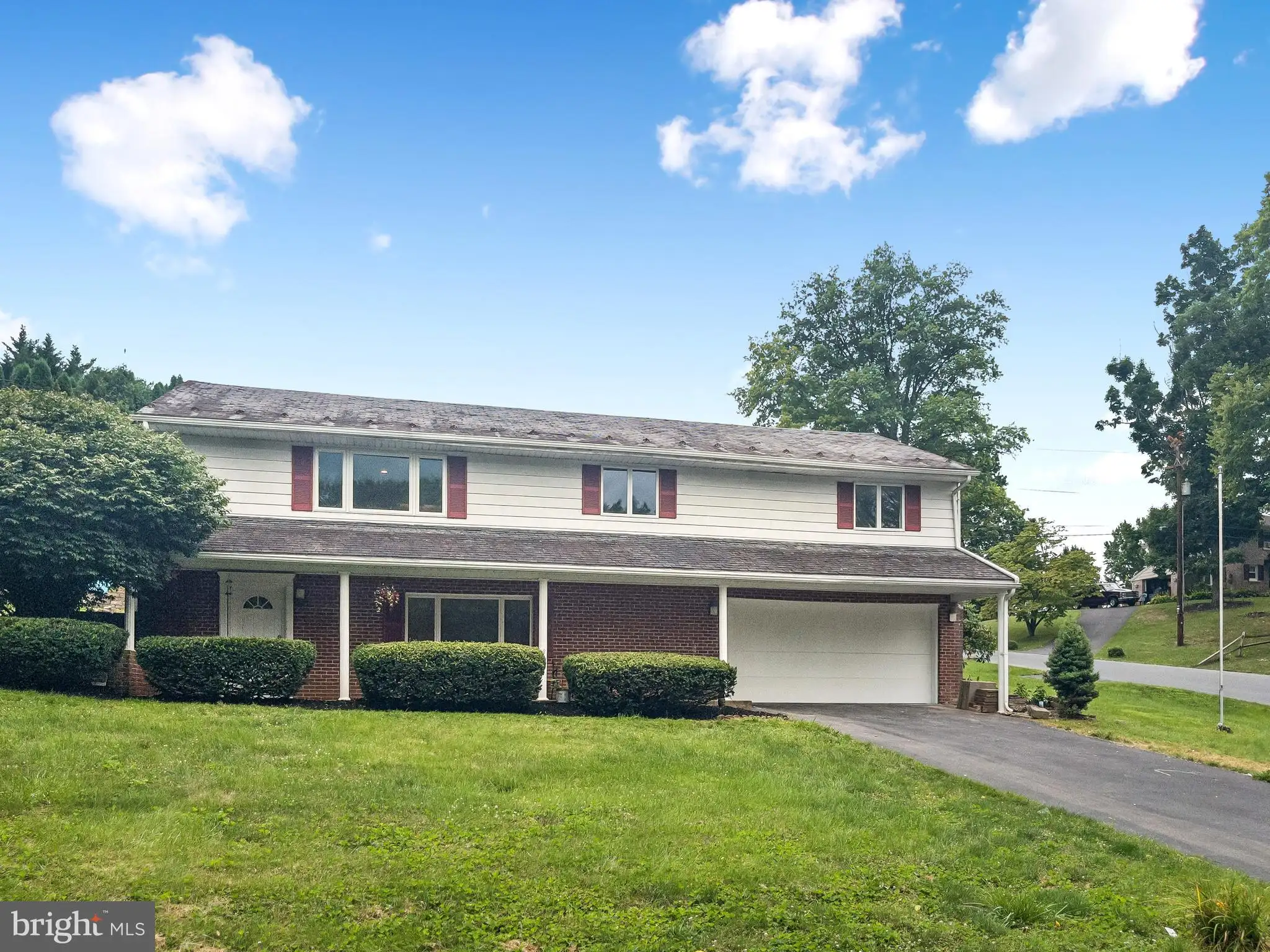 2210 Berkshire Road, Lancaster, PA, 17603