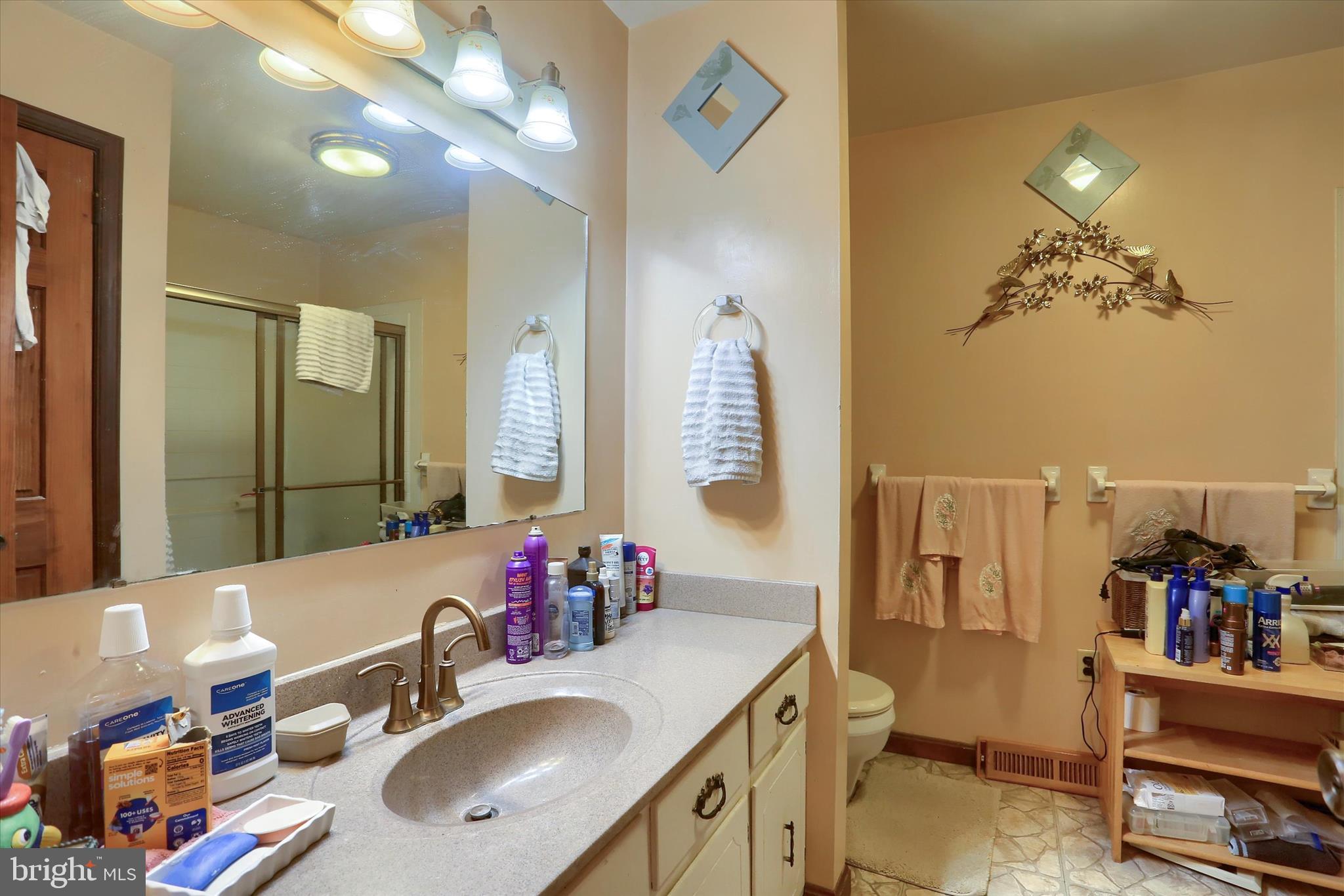 SHERWOOD FOREST - Residential