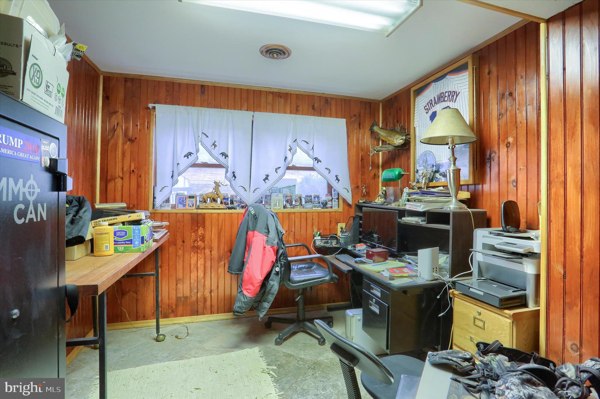 SHERWOOD FOREST - Residential