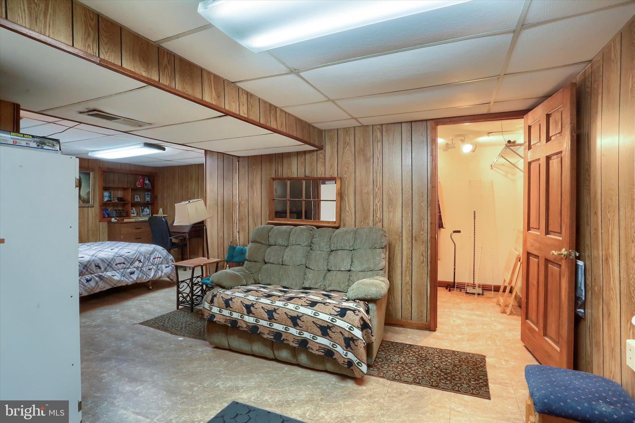 SHERWOOD FOREST - Residential